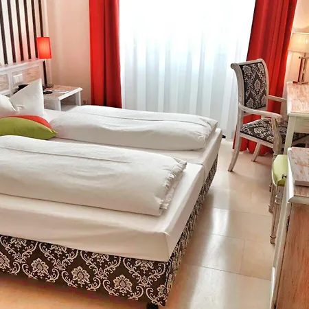 Hotel B&B Hotel Gera 3*