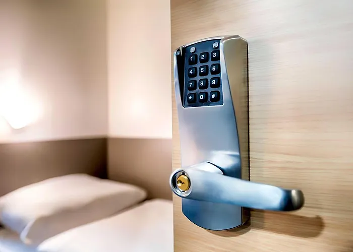 Hotel B&B Hotel Gera 3*